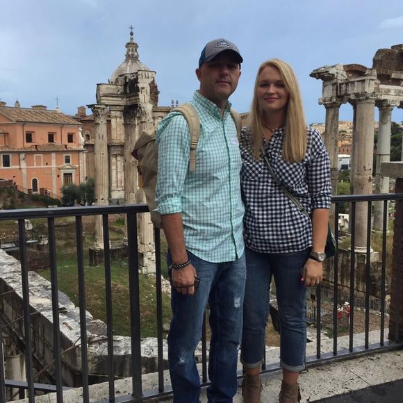 Meet your Posher, Tracey - Picture 1 of 1